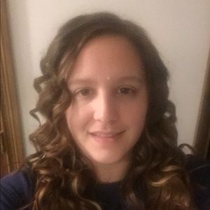 Meet your Posher, Lori